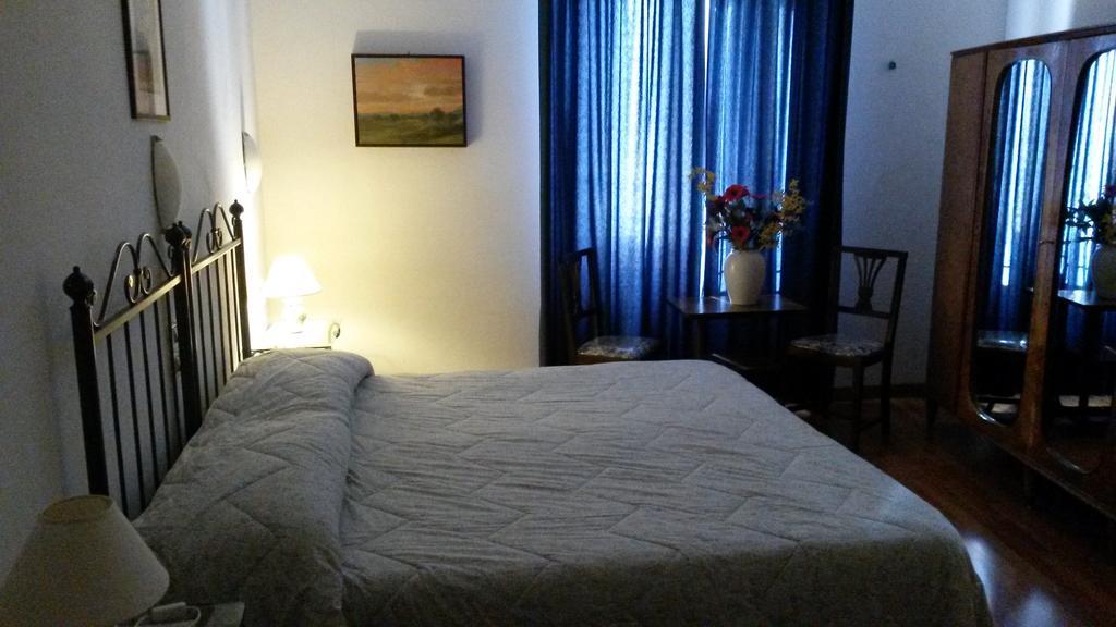 Camere Carli Ασίζη Δωμάτιο φωτογραφία
